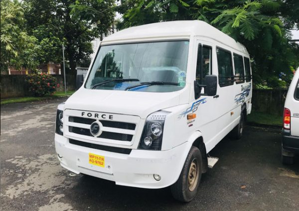 traveller-12-seater-ac-bus-rent-in-trivandrum